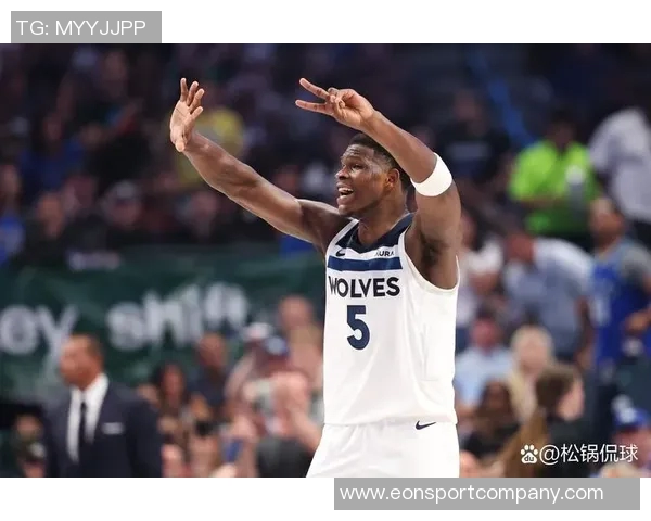 三球本赛季表现下滑愿意离队场均216分69板96助命中率创生涯新低