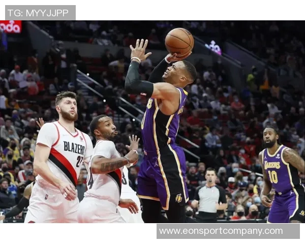 张佳玮点评马刺全场进攻乏力防守漏洞显露无遗