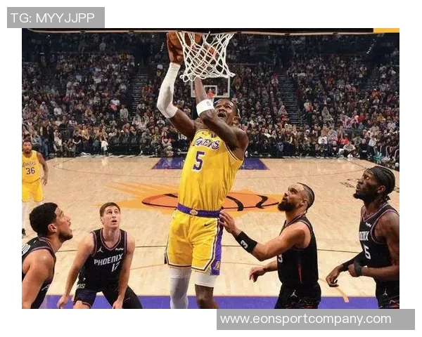 狄龙琼斯三双表现耀眼却无力救主球队失利26分12板10助成空砍英雄