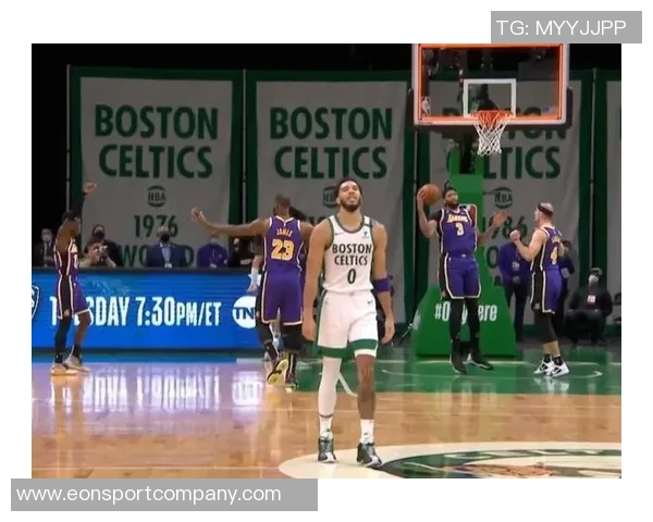 浓眉谈球队表现称进攻有所提升防守问题亟待解决不惧连败困扰