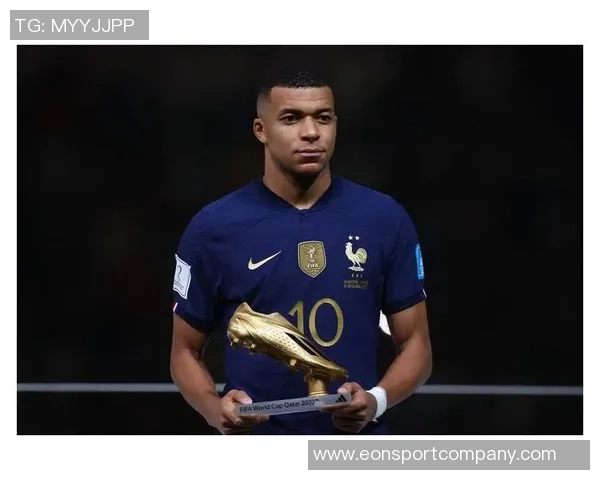 姆巴佩荣获欧洲金靴感谢队友和皇马球迷的支持与鼓励 姆巴佩荣获欧洲金靴感谢队友和皇马球迷的支持与鼓励