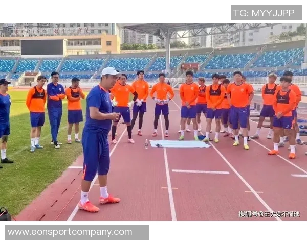 足球报：泰山队明年将重视年轻人才培养与引进优秀外援中卫并行发展