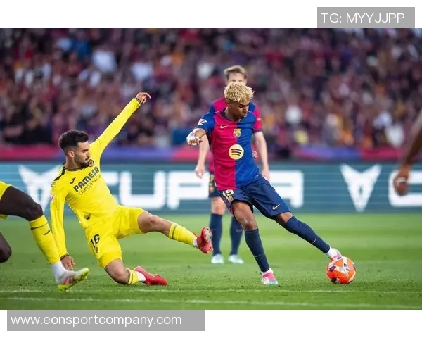 巴萨状态回暖三连胜追近榜首一分成功摆脱十月低迷局面