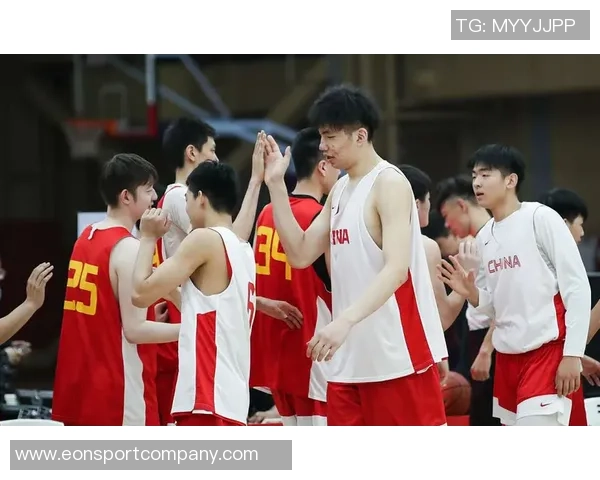 杨瀚森称赞夏普实力超群自信表示若有其弹跳必定能夺状元 杨瀚森称赞夏普实力超群自信表示若有其弹跳必定能夺状元