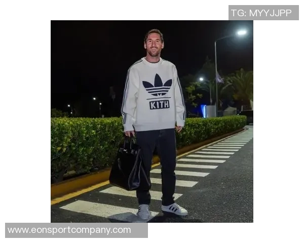 梅西在社交媒体分享照片宣布前往阿根廷国家队报到的喜悦心情